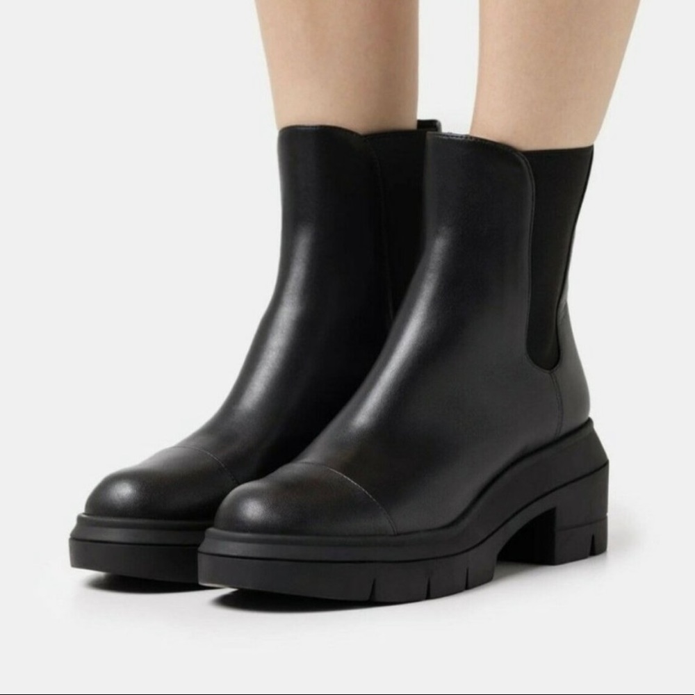 Brand new Stuart Weitzman Black Nora boot
